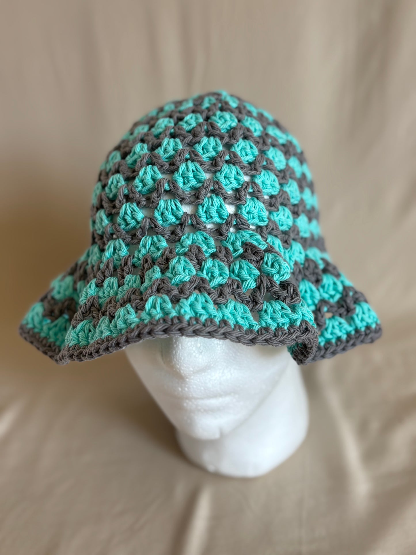 Sea Breeze & Grey Kelp Bucket hat