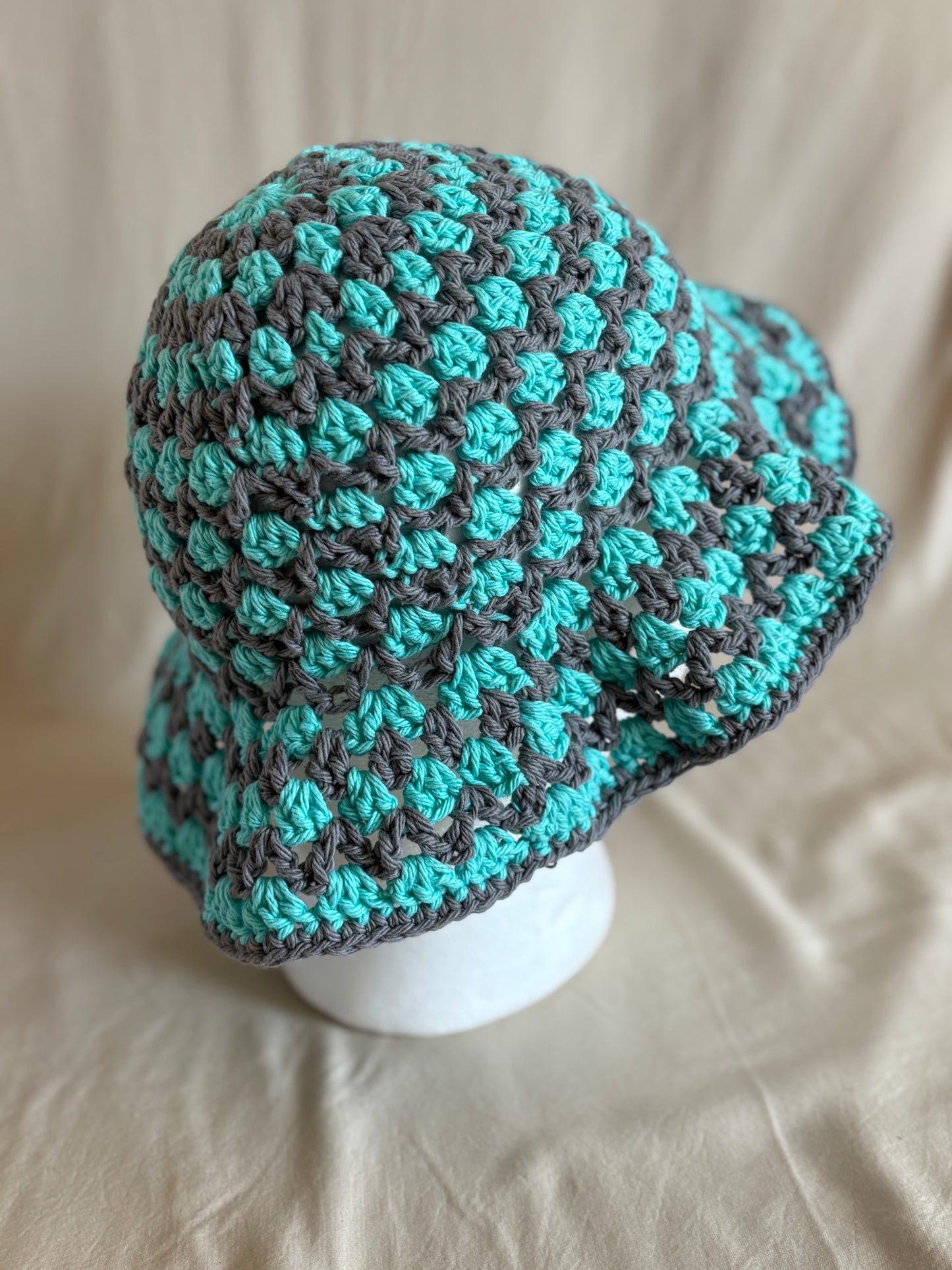 Sea Breeze & Grey Kelp Bucket hat