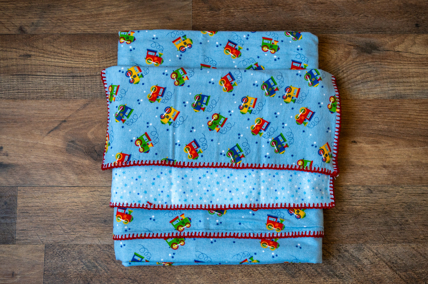 Choo Choo Trains Blanket & Burp Cloth Set 🚂💙⭐