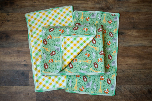 Safari Friends Blanket & Burp Cloth Set 🦒🦓🌿