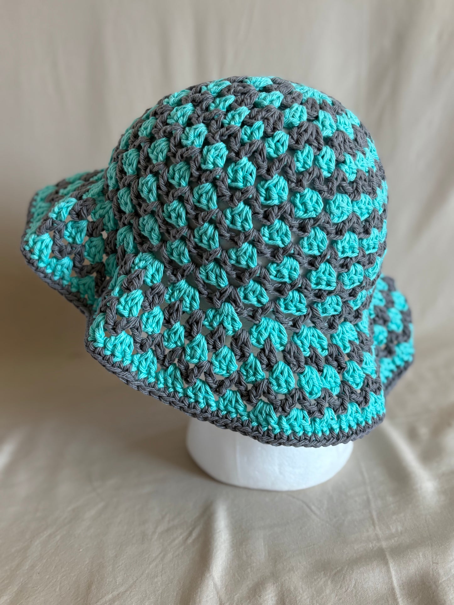 Sea Breeze & Grey Kelp Bucket hat