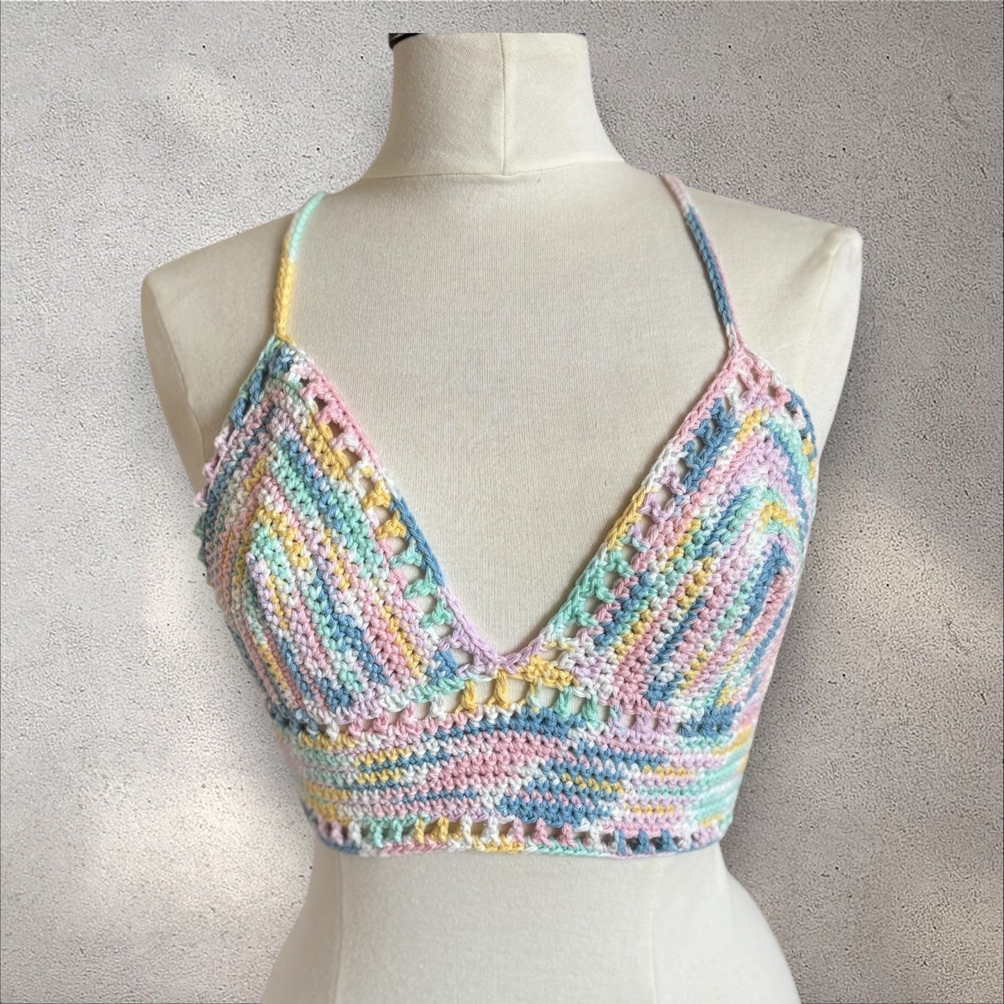 Pretty Pastels Lilly Top - Medium
