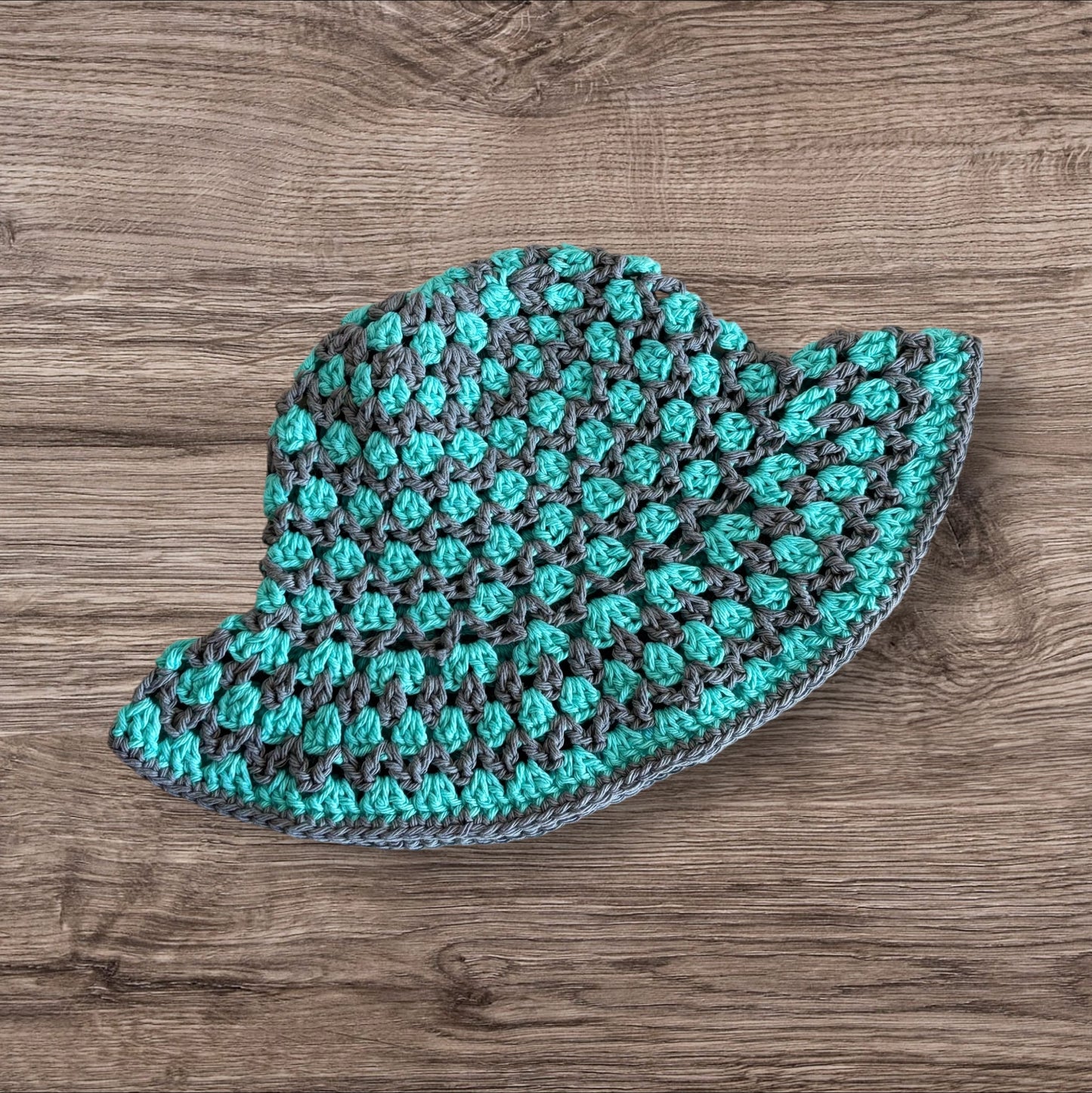Sea Breeze & Grey Kelp Bucket hat