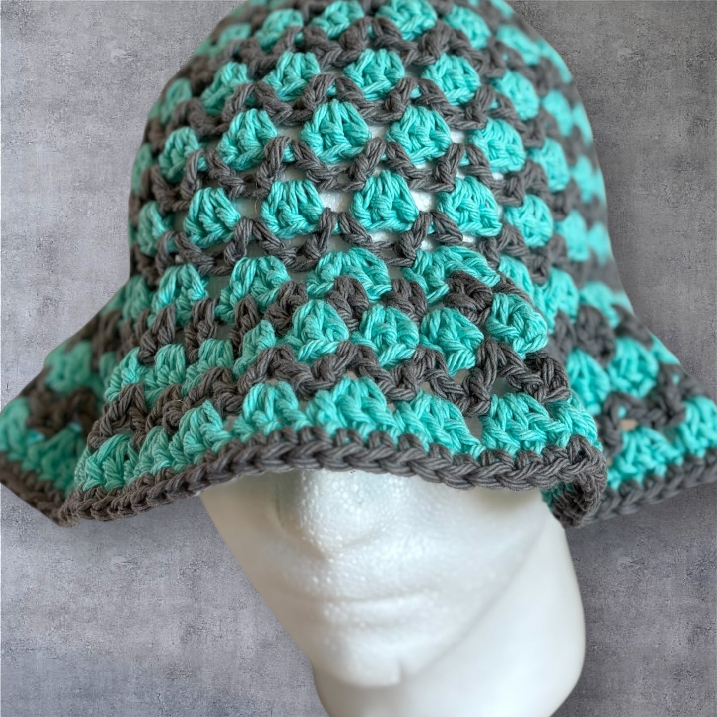 Sea Breeze & Grey Kelp Bucket hat